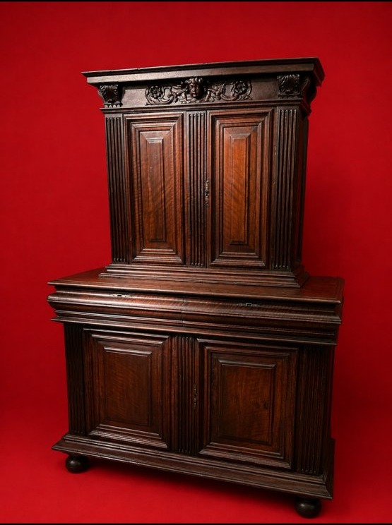 Louis XIII-era Two-section Recessed Sideboard-photo-2