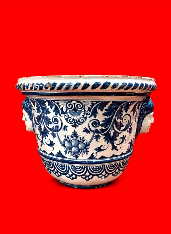 Nevers Cache pot 18ème siècle