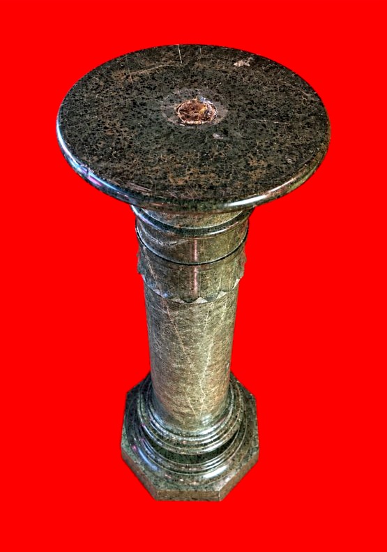 Colonne en serpentine-photo-2
