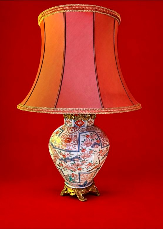 Lampe à monture en bronze doré 