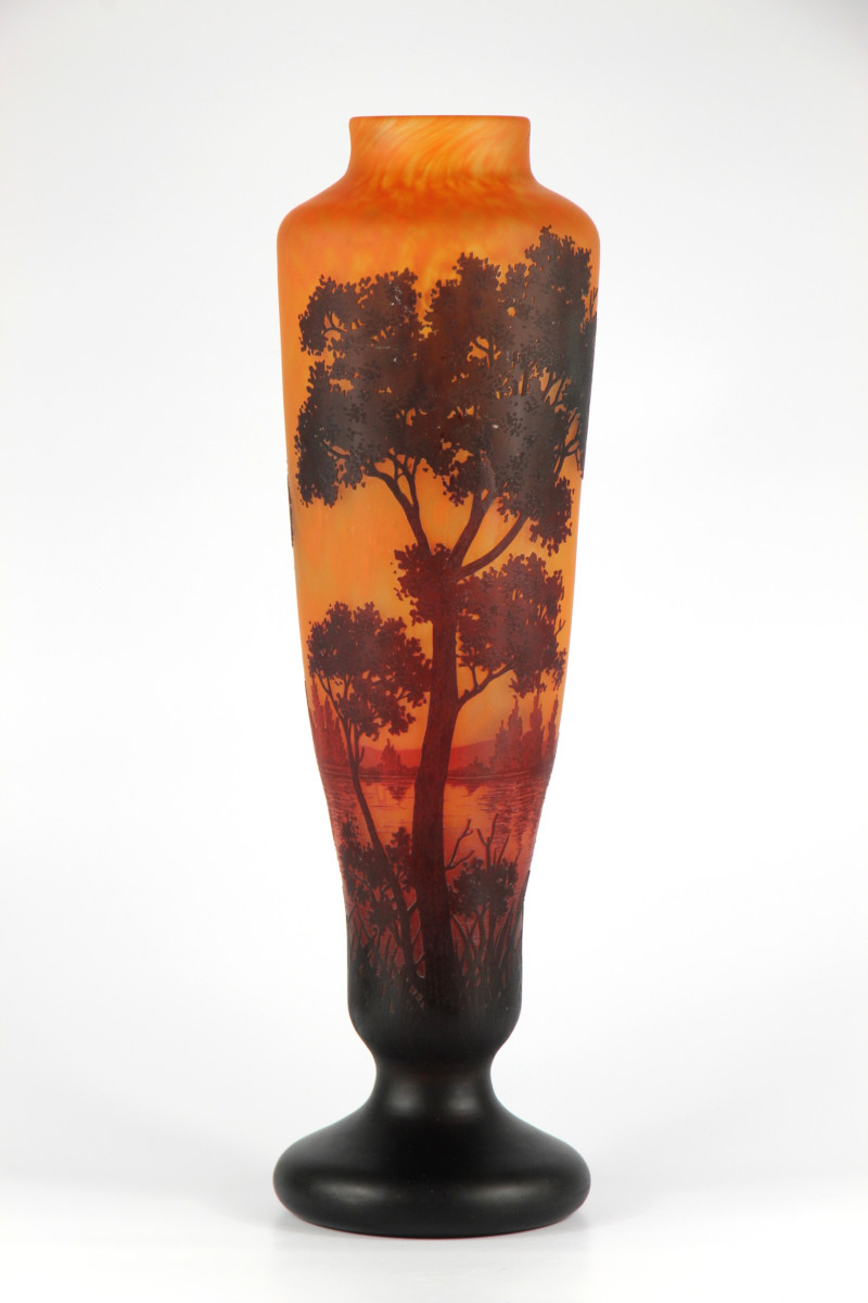 Vase Daum Nancy (paysage lacustre)