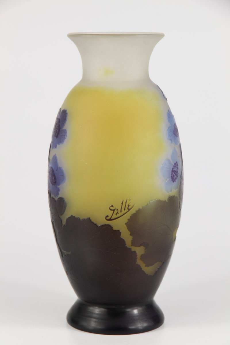 Gallé Vase (marsh Marigold)-photo-3