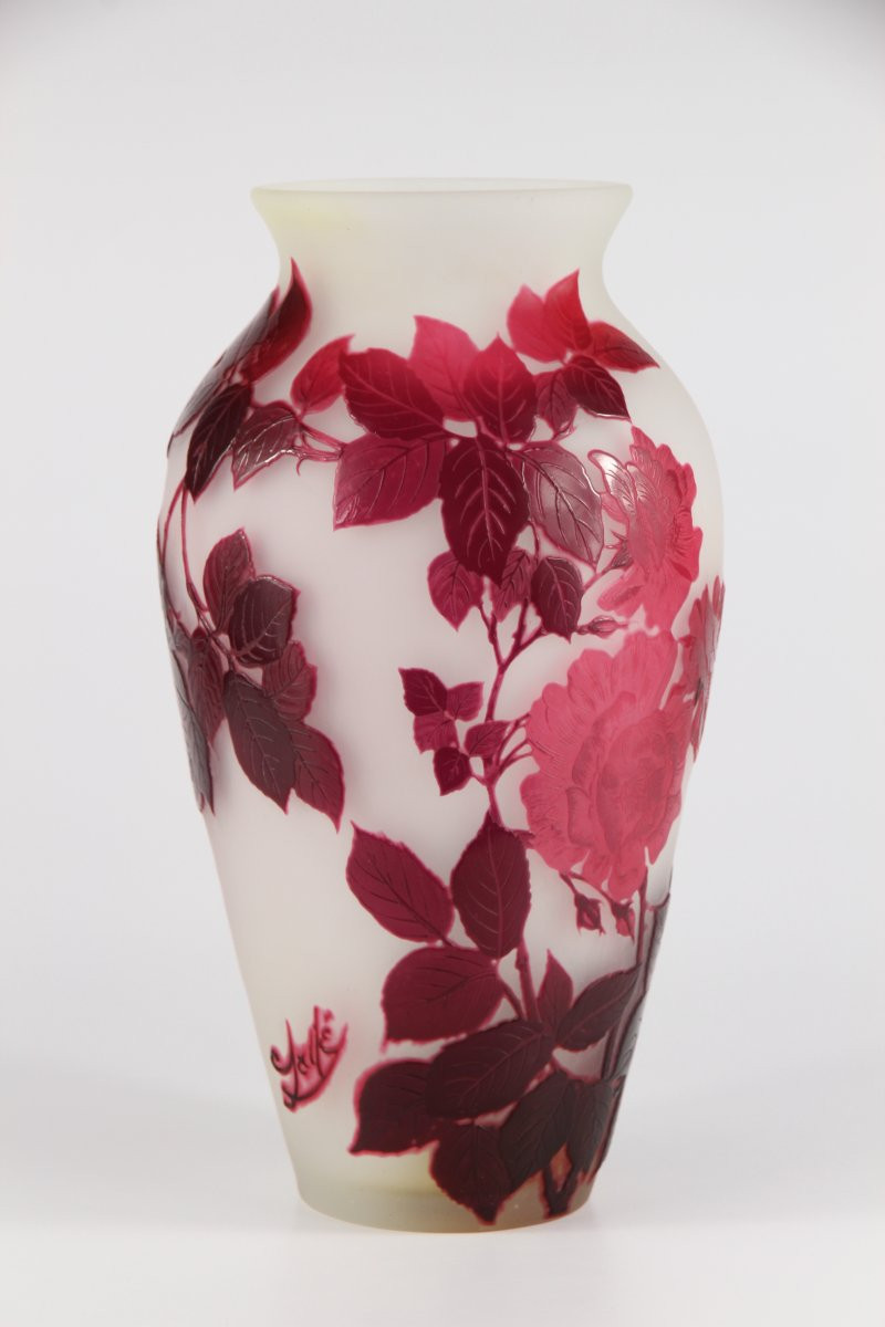 Gallé Vase (roses)-photo-4