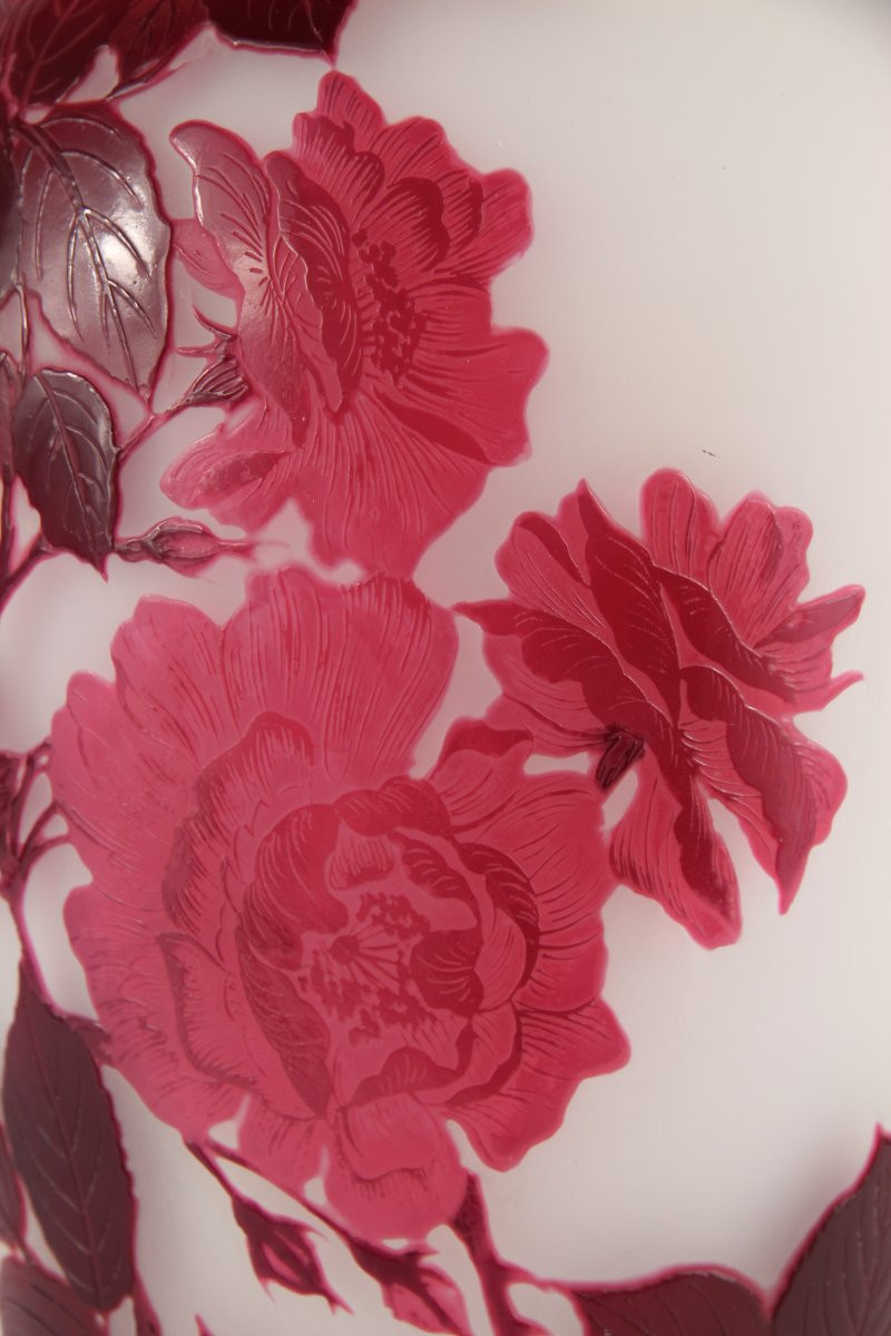 Gallé Vase (roses)-photo-7
