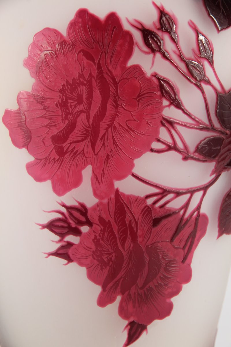 Gallé Vase (roses)-photo-8