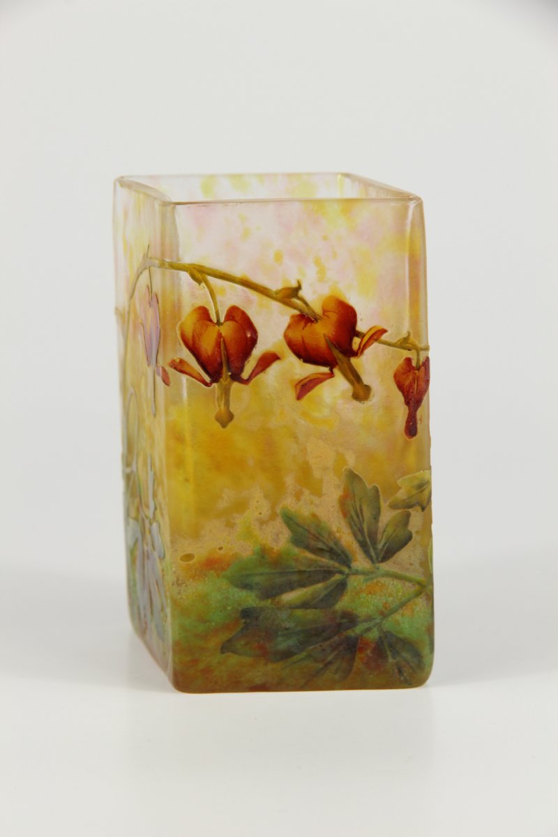 Daum Nancy Vase (bleeding Hearts)-photo-1