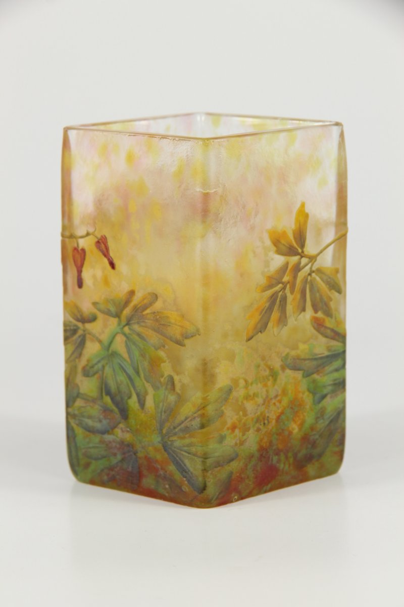 Daum Nancy Vase (bleeding Hearts)-photo-3