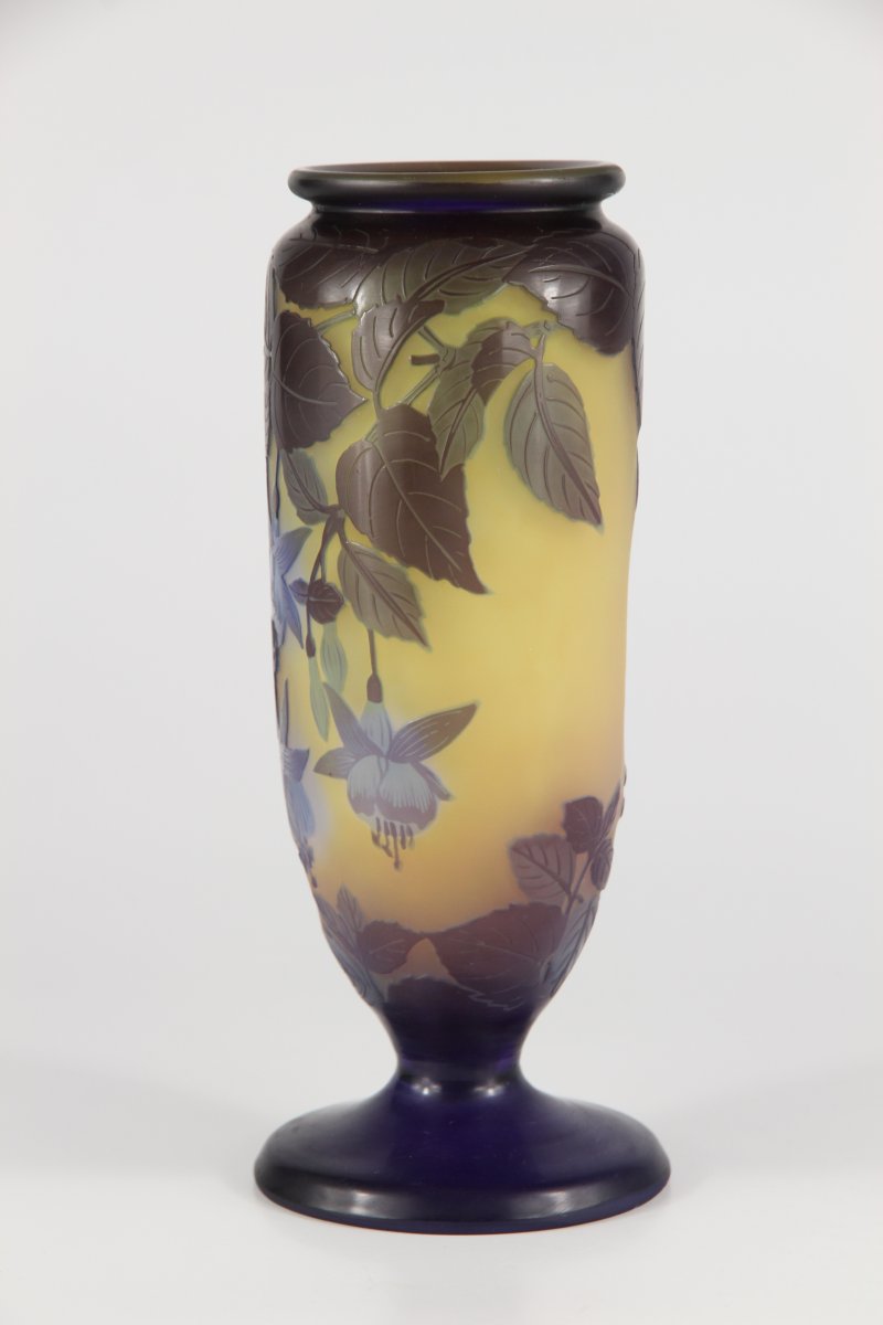 Gallé Vase (fuchsia)-photo-1