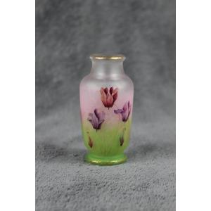 Vase Daum Nancy (cyclamens)