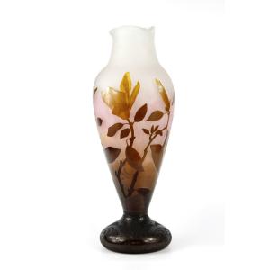 Daum Nancy Vase (magnolias)