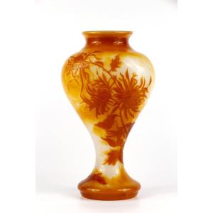 Vase Gallé (chrysantheme)