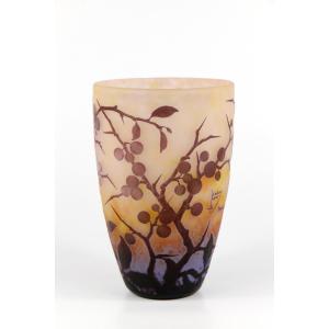 Daum Vase (blackthorn)
