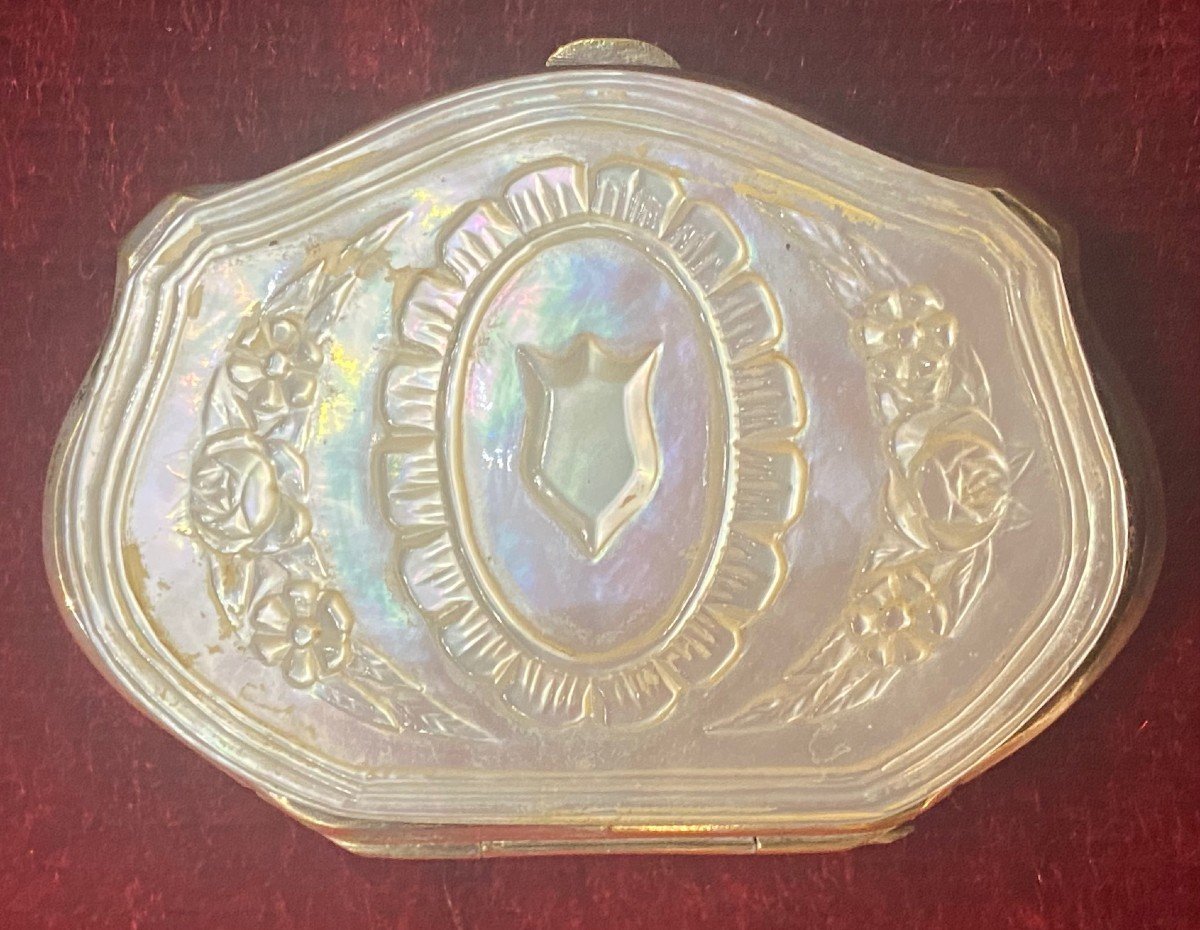 Mother-of-pearl Purse With Floral Motifs And Crest - Napoleon III Period