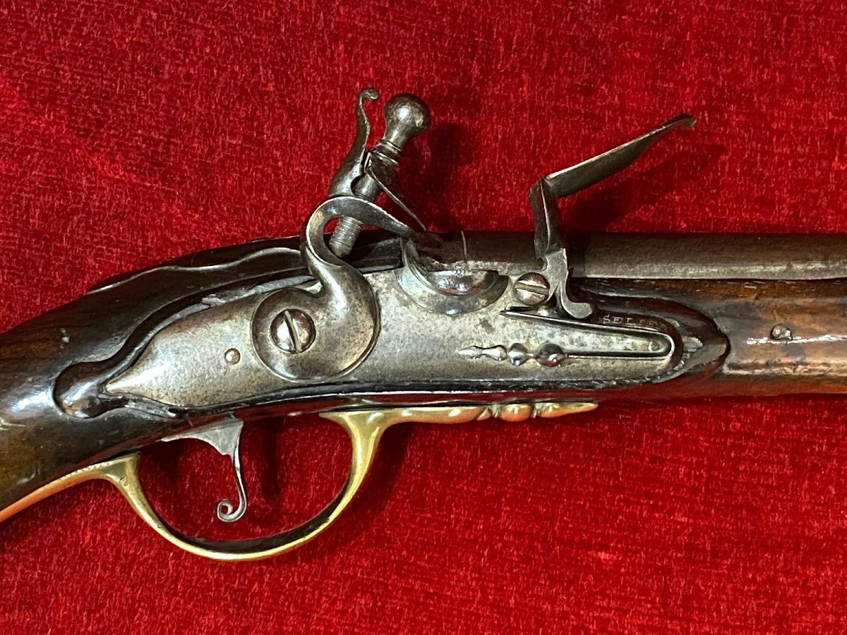 Pre-regulation Flintlock Pommel Pistol - Circa 1700-photo-2