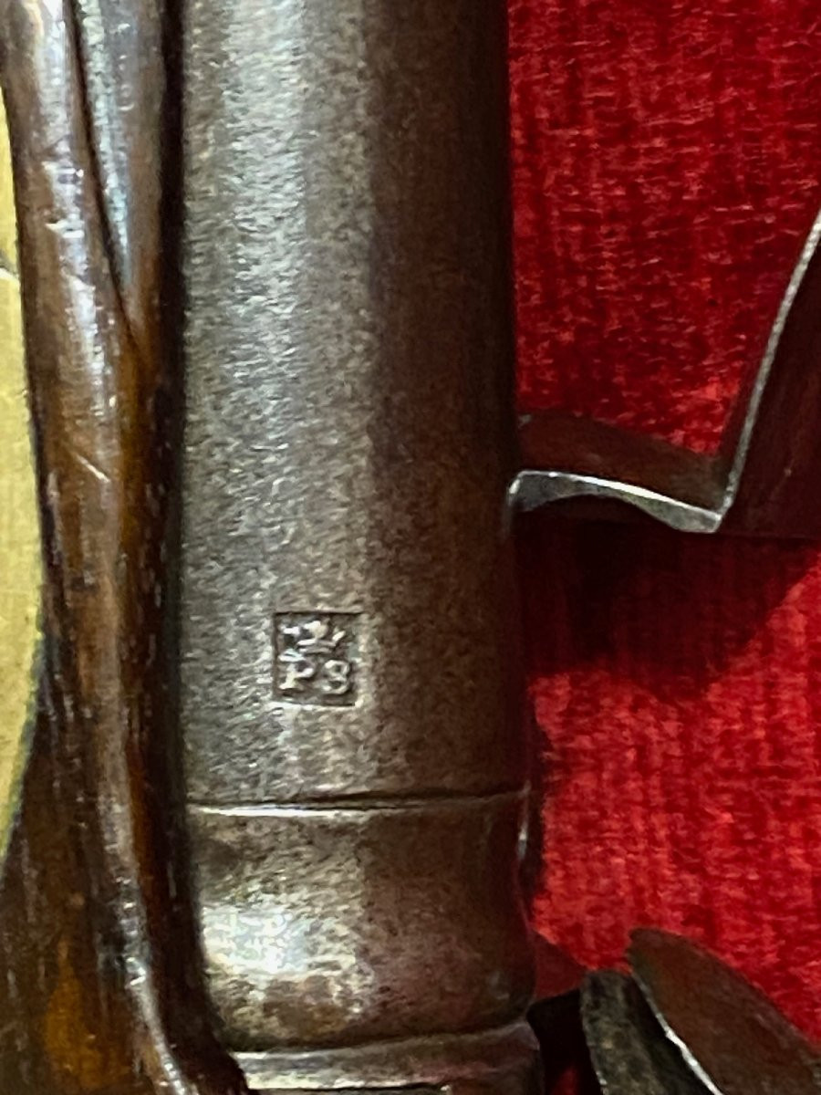 Pre-regulation Flintlock Pommel Pistol - Circa 1700-photo-2