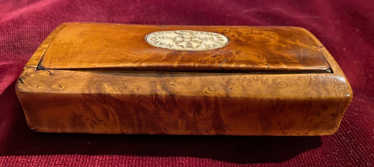 Elm Burl Snuffbox With Bone Inlay Inscribed "napoleon Emperor 1804-1815" - Empire-photo-4