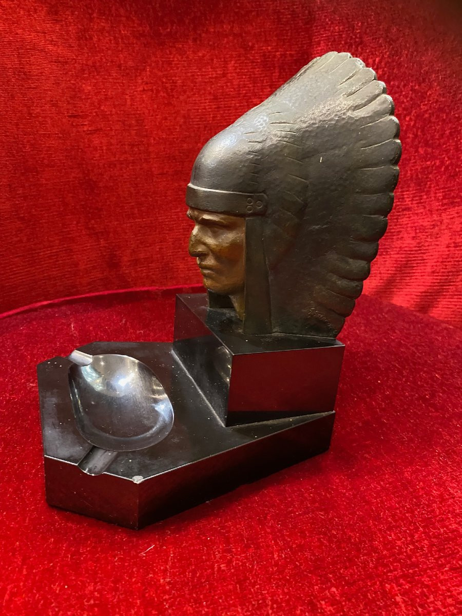 Georges GARREAU (1885-1955) - Cendrier ART DECO en bronze et marbre au buste d'INDIEN-photo-1
