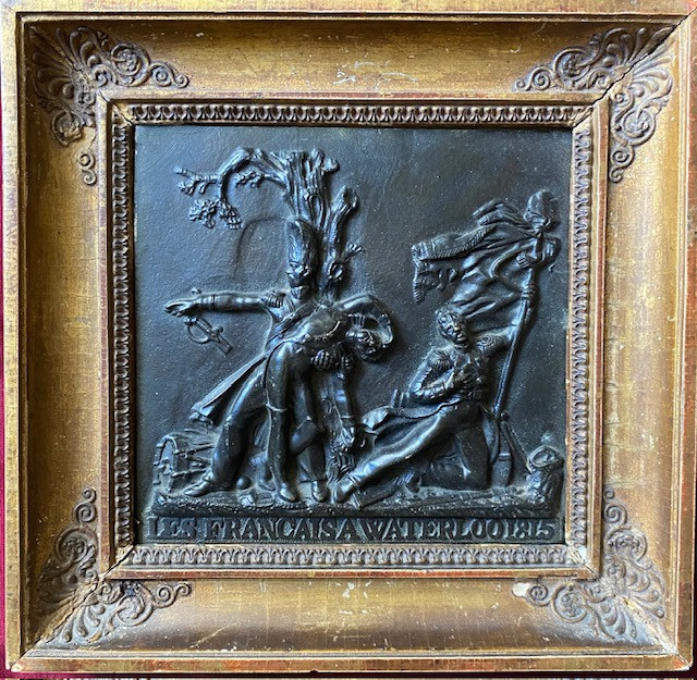 Bas relief en bronze patiné, Souvenir Napoléonnien - Waterloo - 1815