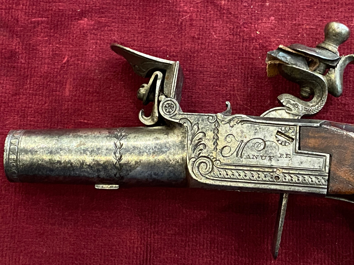 Flintlock Pistol (late 18th Century) With Forced Bullet - Caliber 11 Mm - Manufacture De Versailles.-photo-3