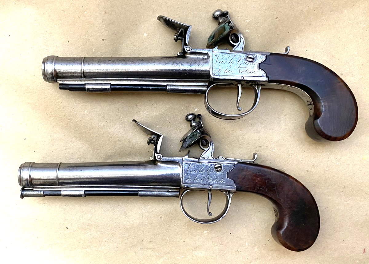 Paire de pistolets à silex à l’écossaise de type Queen Ann à coffre - Circa 1790-photo-3