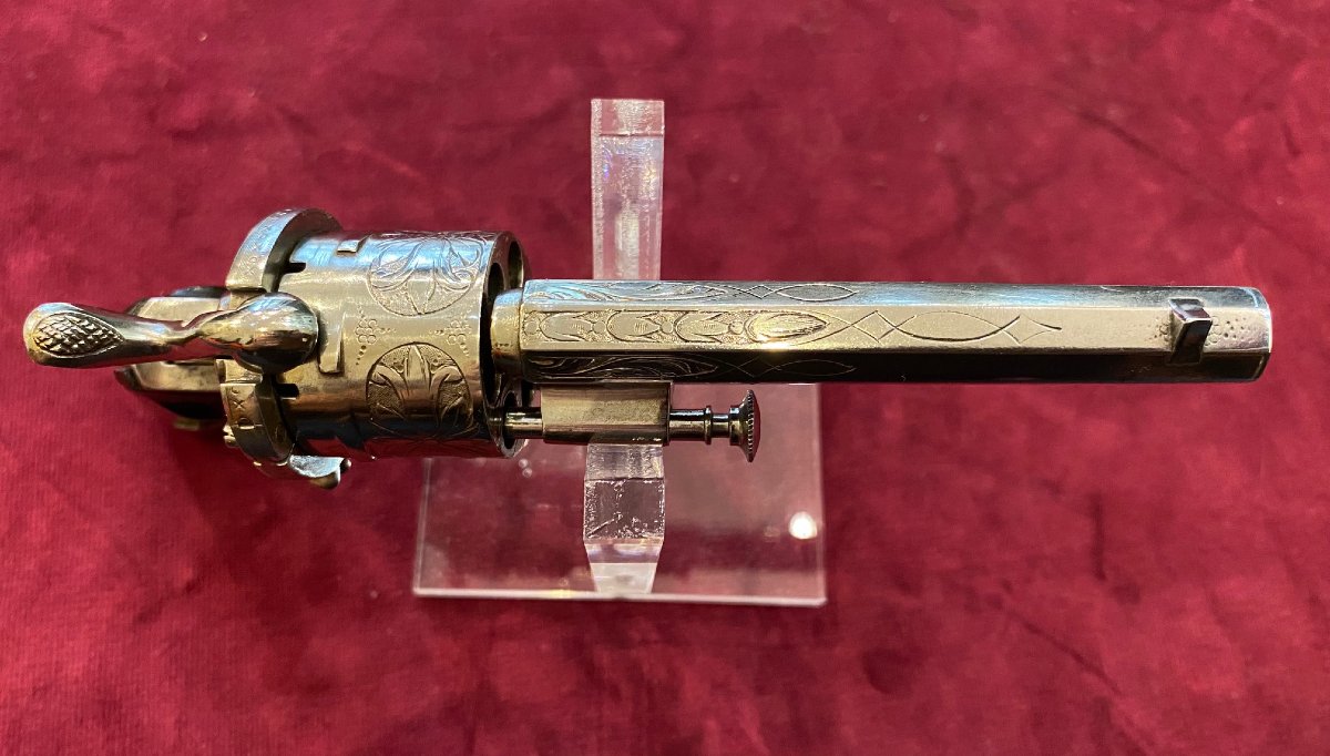  Revolver à broche 8 mm de type LEFAUCHEUX entièrement ciselé du XIXe-photo-2