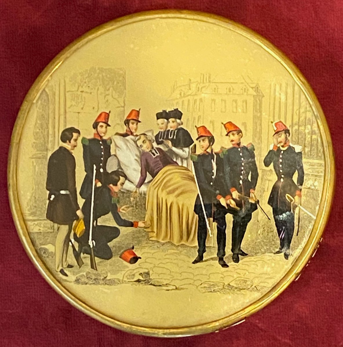 Boite à bonbons fixé sous verre -  Mgr AFFRE (1793-1848) meurt lors des insurrections de 1848.-photo-1