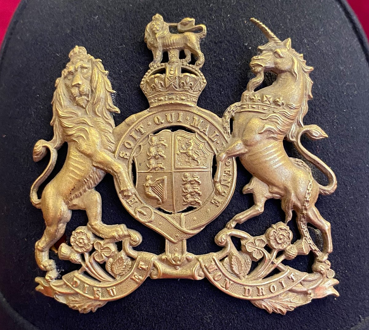 Casque de grande tenue d’officier des Royal Engineers-photo-2