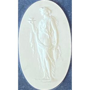 Oval Bisque Porcelain Medallion From Sèvres Depicting A Vestal Virgin. 20th Century