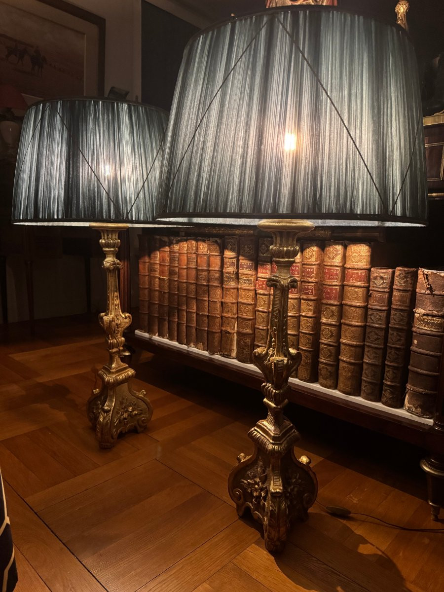 Pair Of 18th-century Candlesticks Mounted As Lamps-photo-2
