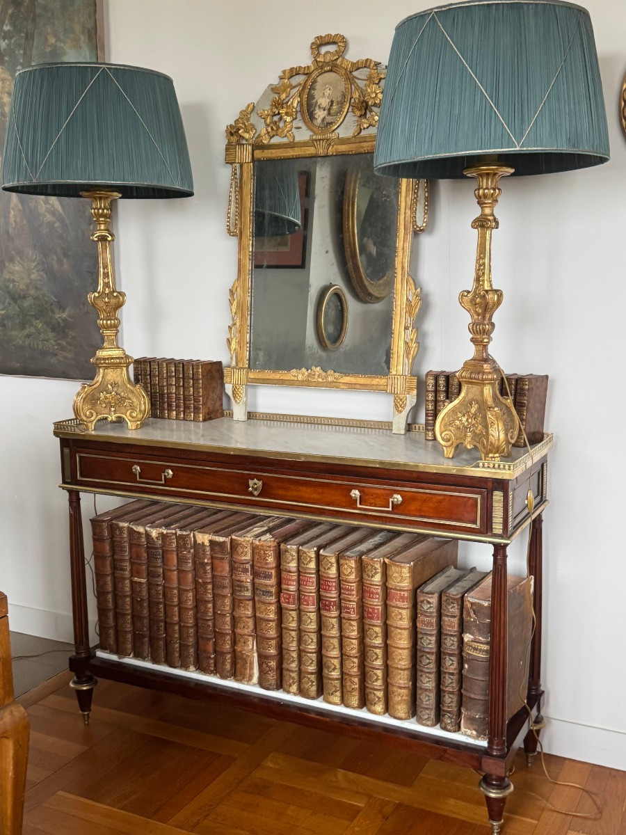 Pair Of 18th-century Candlesticks Mounted As Lamps-photo-1
