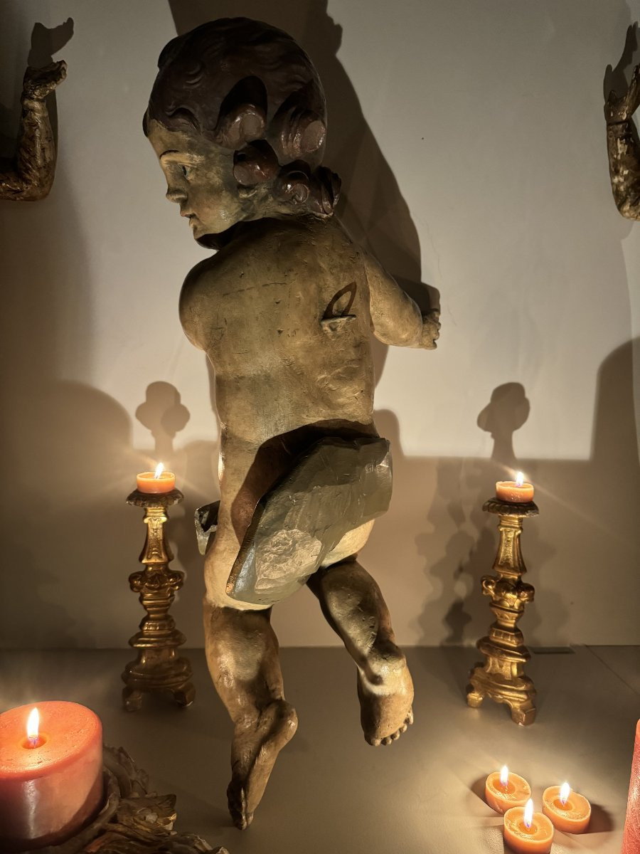 18th Century Polychrome Carved Wooden Putto-photo-2