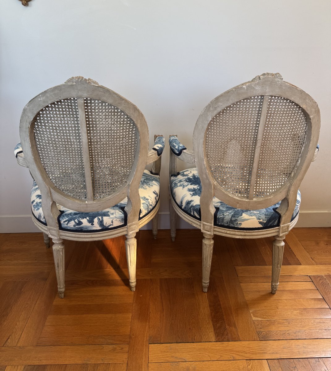 Pair Of Louis XVI Period Medallion Armchairs-photo-1