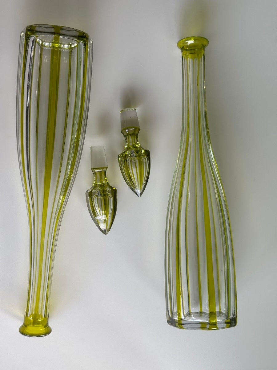 Paire de carafes modèle Malmaison, Baccarat – XXe siècle-photo-3