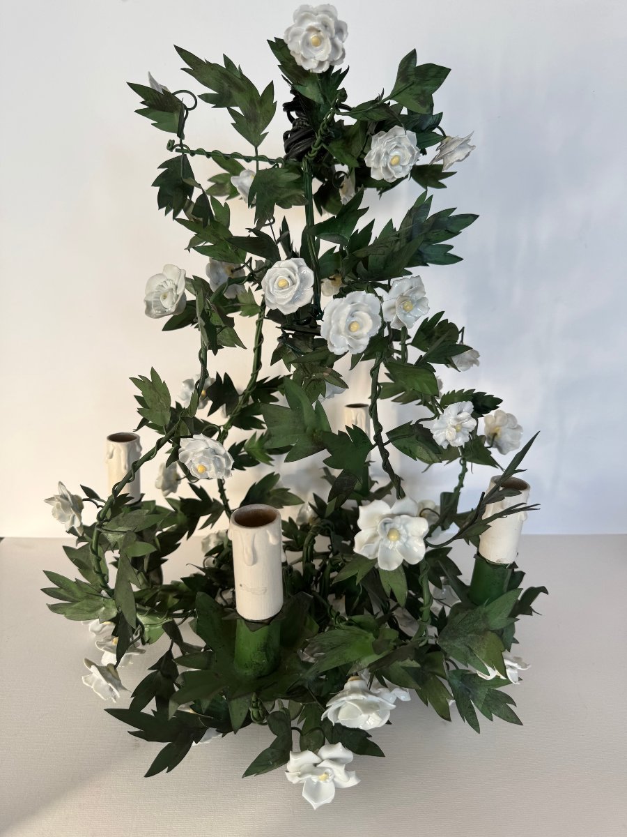 Paire de lustres en tôle peinte et fleurs en porcelaine – Style Louis XV-photo-2