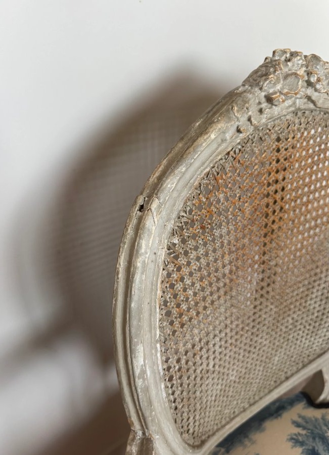 Paire de fauteuils cabriolets à dossier médaillon – Époque Louis XVI-photo-6