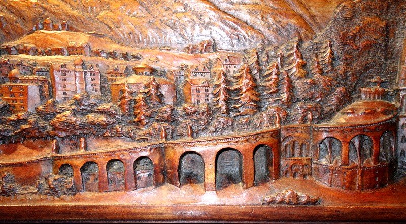 "LOURDES le SANCTUAIRE" Bas Relief Sculpté sur Bois vers 1930..SIGNATURE-photo-3