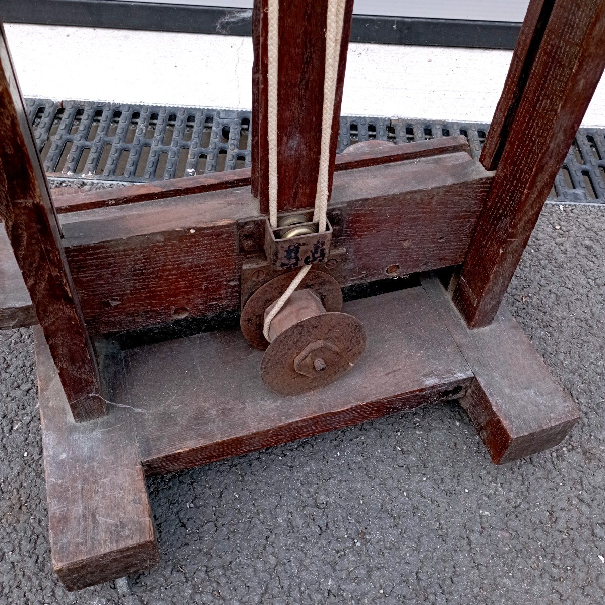 "painter's Easel" On Wheels 19th Century ..rope System-photo-1