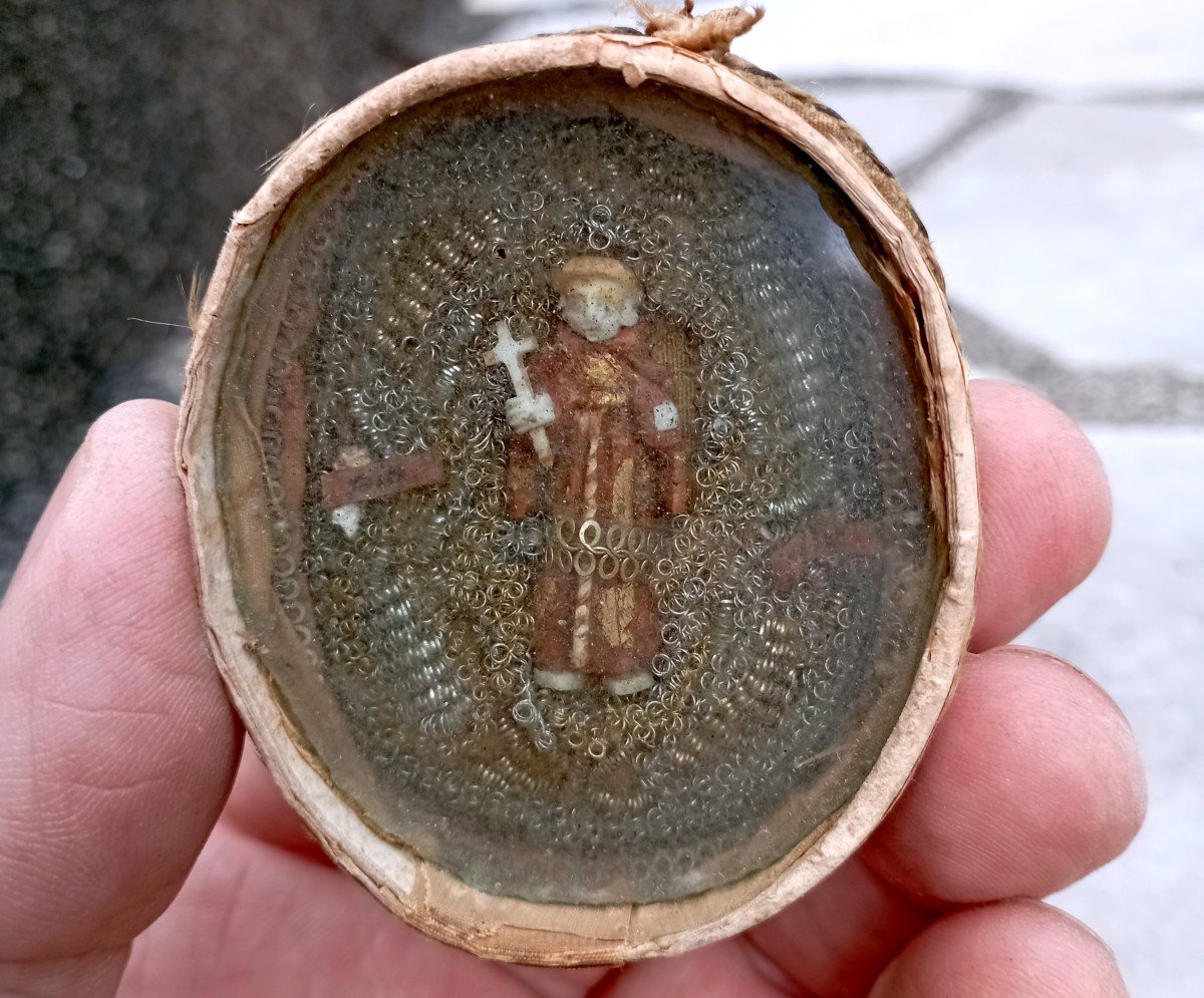 "small Reliquary"...saint Benoit (?) ....paperolles 19th Century