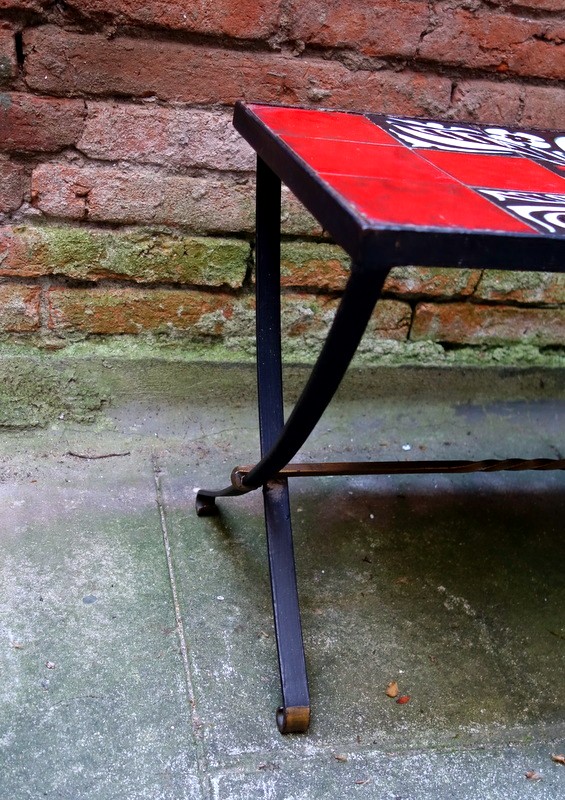 Coffee Table 1970-photo-1
