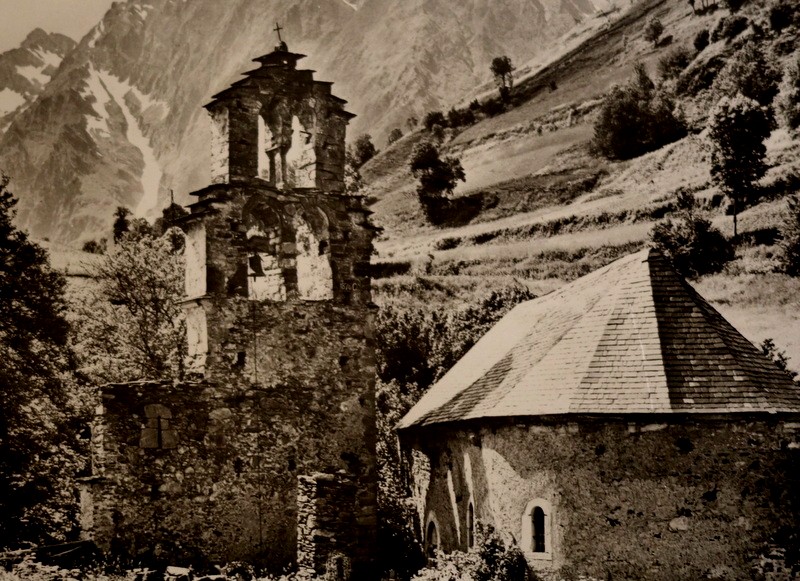 "the Chapel Of The Templars" Photo Alix, Bagnéres De Bigorre Around 1960-photo-2