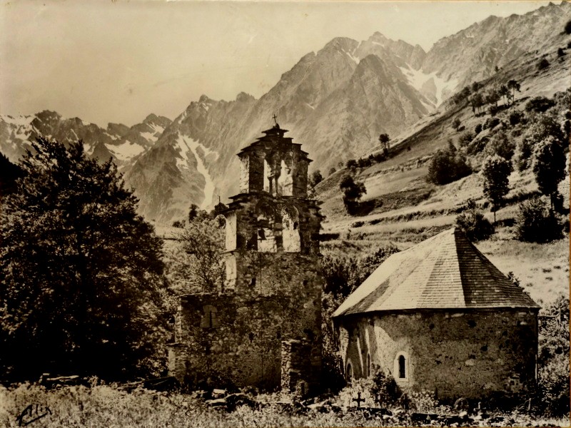 "the Chapel Of The Templars" Photo Alix, Bagnéres De Bigorre Around 1960