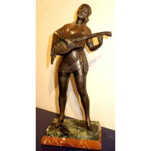 "La GUITARISTE " Régule ART DECO  vers 1920/25