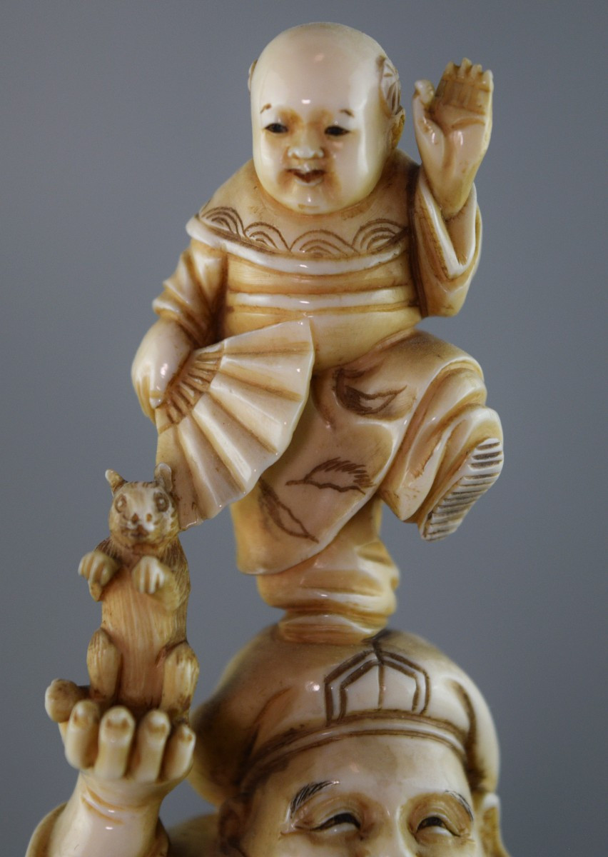 Élégante Sculpture Orientale en Ivoire-photo-5