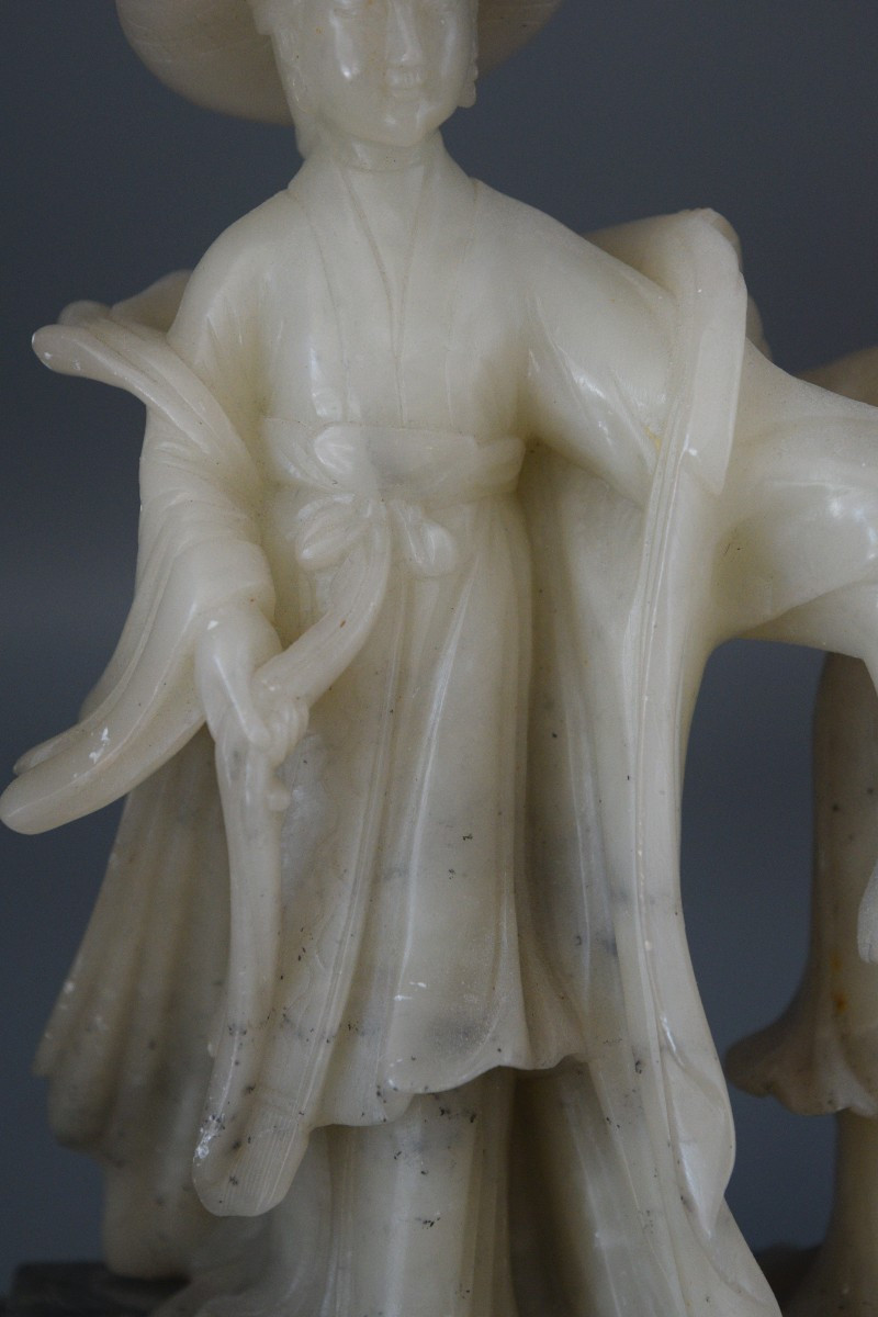 Élégante Sculpture Chinoise en Stéatite – La Dame et sa Servante (Vers 1950)-photo-4