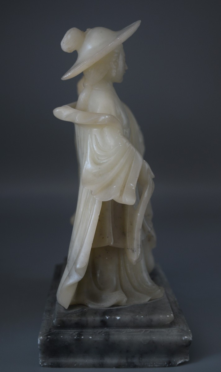 Élégante Sculpture Chinoise en Stéatite – La Dame et sa Servante (Vers 1950)-photo-5