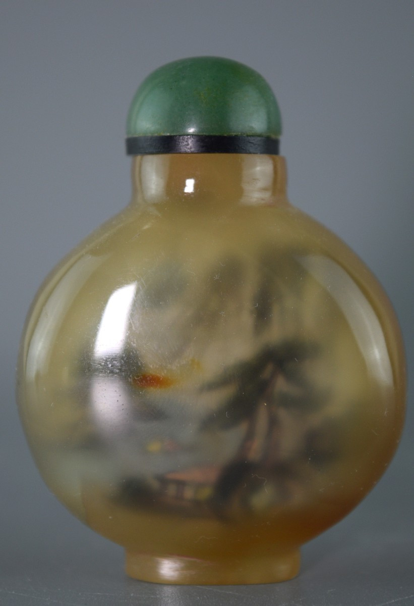 Flacon à tabac en agate, orné d’une peinture intérieure minutieuse-photo-1