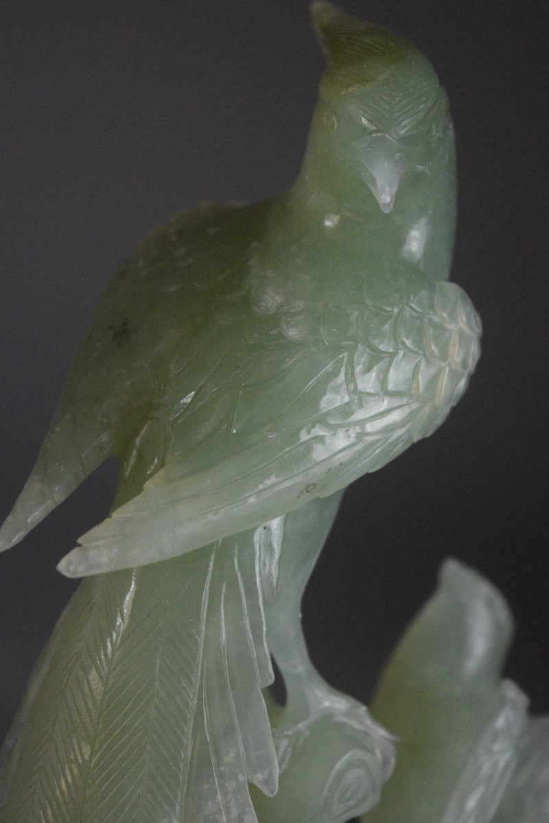 Élégance Céleste Deux Rois des Oiseaux Perchés sur une Branche Fleurie-photo-2