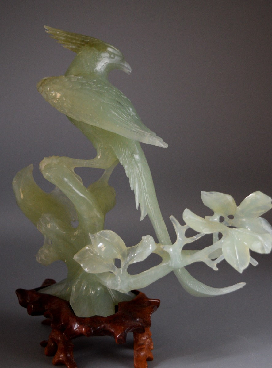 Élégance Céleste Deux Rois des Oiseaux Perchés sur une Branche Fleurie-photo-4