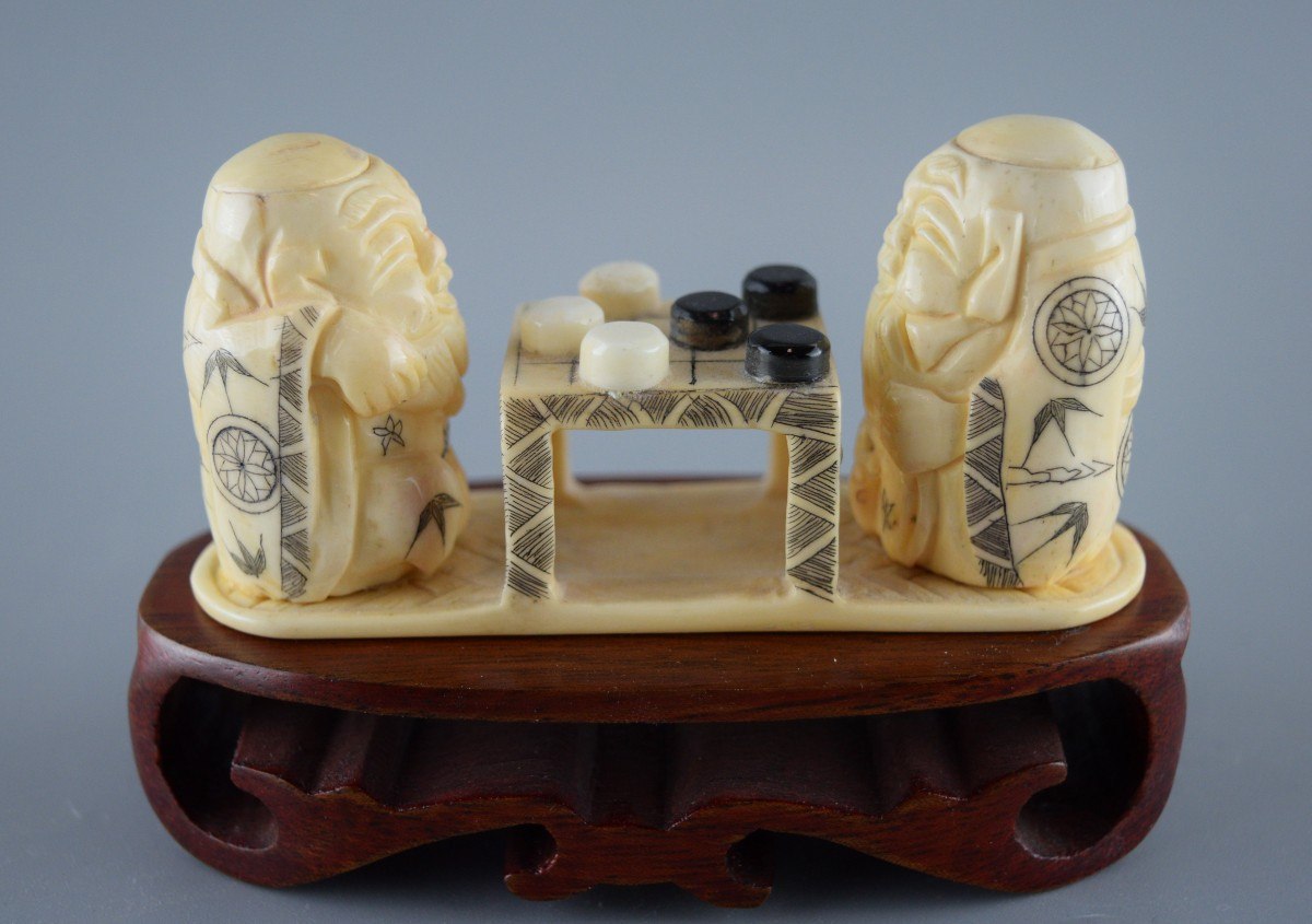 Scene Of A Go Game In Finely Carved Bone, Circa 1950-photo-3