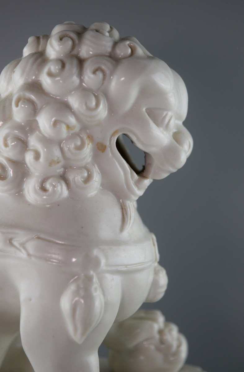 Statuette de Lion Gardien Impérial, Porcelaine Blanche de Dehua-photo-4